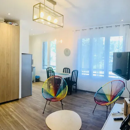 아파트 2 Chambres Parking 비아히쯔